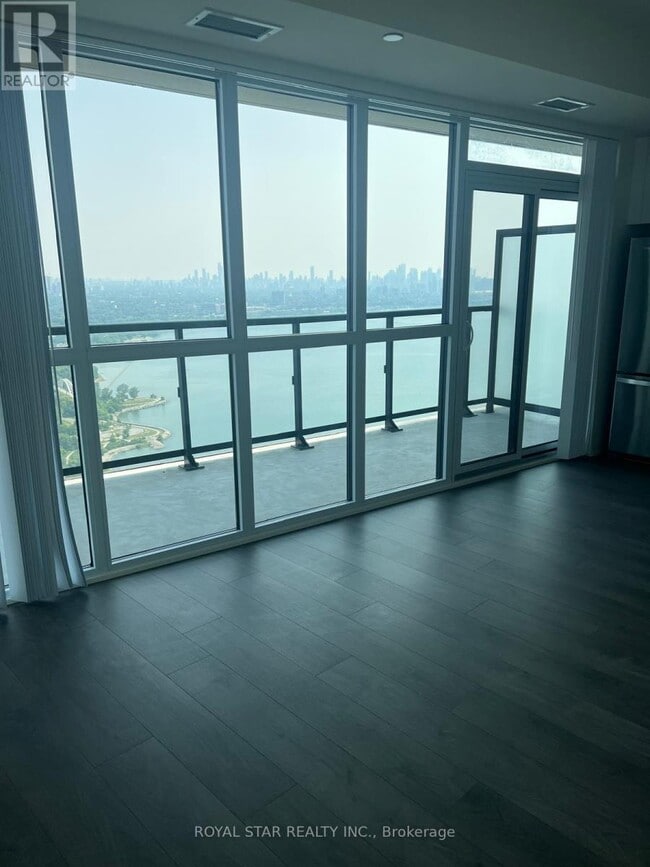 Photo du bâtiment - 38 Annie Craig Dr