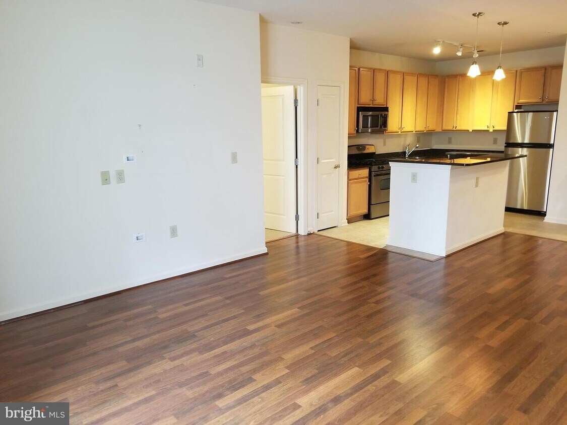 2665 Prosperity Ave Unit 119, Fairfax, VA 22031 Condo for Rent in Fairfax, VA