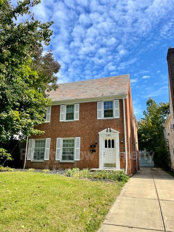 3555 Gridley Rd, Shaker Heights, OH 44122 Condo for Rent in Shaker