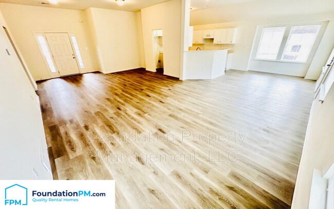 Foto del edificio - 3929 Wesley Forest Pl W