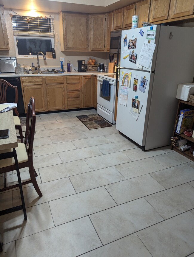 New flooring in kitchen - 957 Boston Way