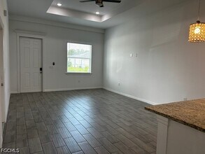 Building Photo - 2202 Haviland Ave S