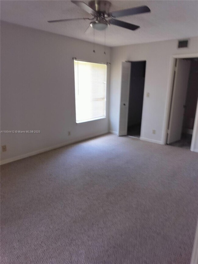 Building Photo - 6515 Chasewood Dr