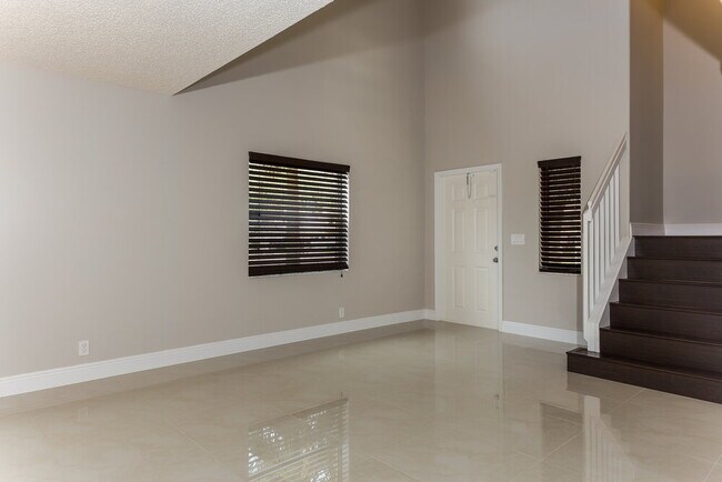 Foto del edificio - 6373 NW 40th Ave