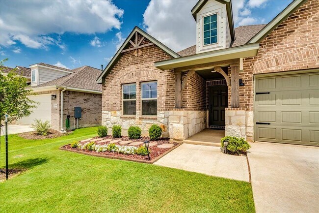 Building Photo - 138 Niagara Fls Ln