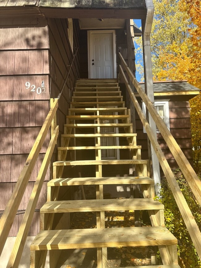 Building Photo - 920 Fulton St