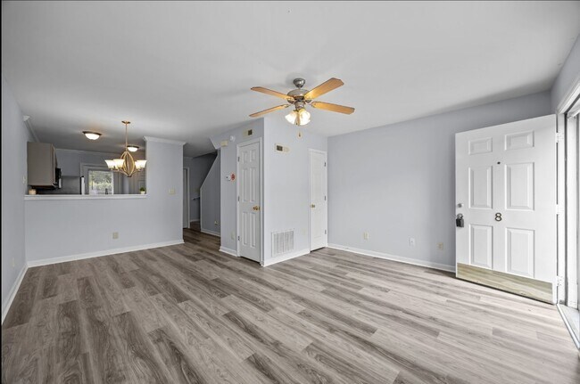 Foto del edificio - 20 Cheltenham Dr