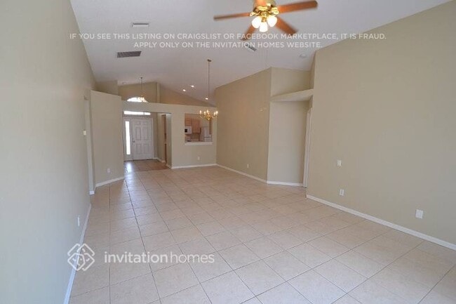 Building Photo - 12215 Dawn Vista Dr