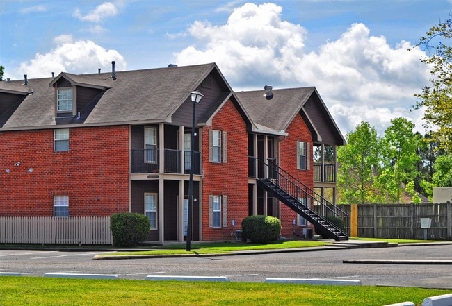 Building Photo - Bluebonnet Ridge Apartments