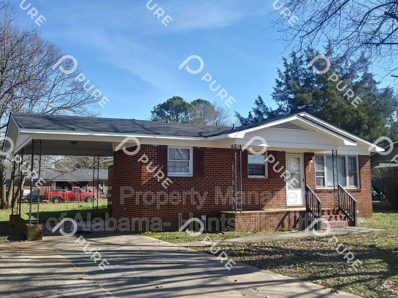 Primary Photo - 107 Scotland Dr