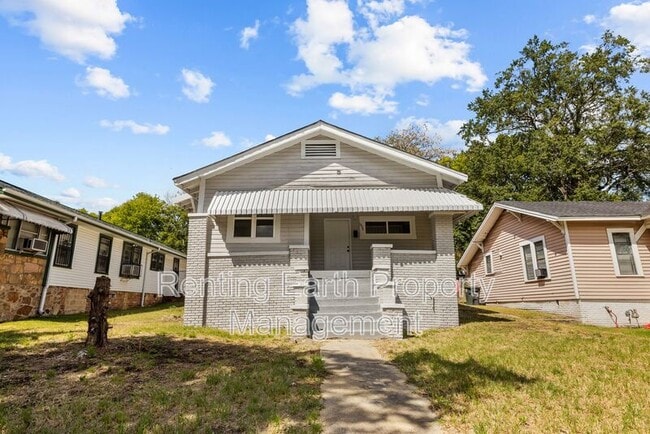 Building Photo - 1520 34th Ave N