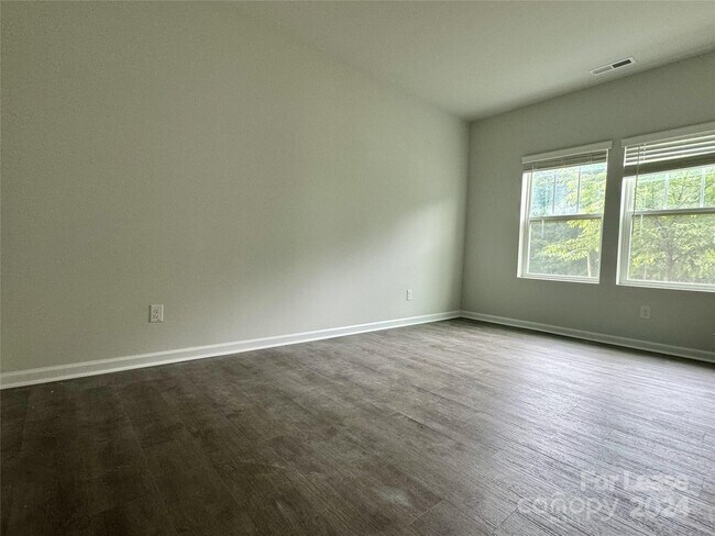 Foto del edificio - 8312 Waxhaw Hwy