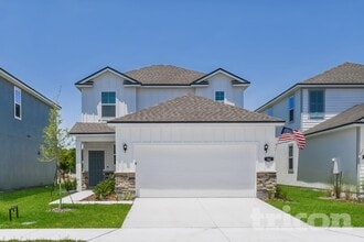 Building Photo - 64 Brazil Nut Cir