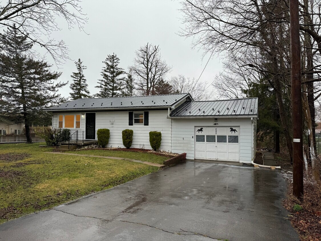 Primary Photo - 243 Church Rd