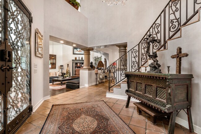 Foto del edificio - 4909 Woodley Ave