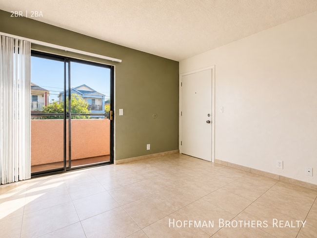 Building Photo - 8900 Burnet Ave