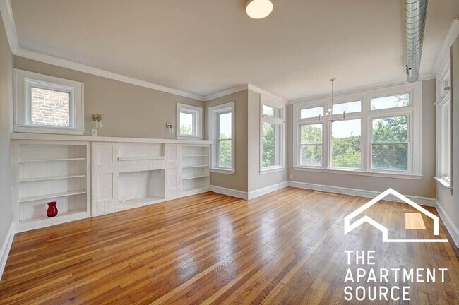 Building Photo - 3 bedroom in Chicago IL 60651