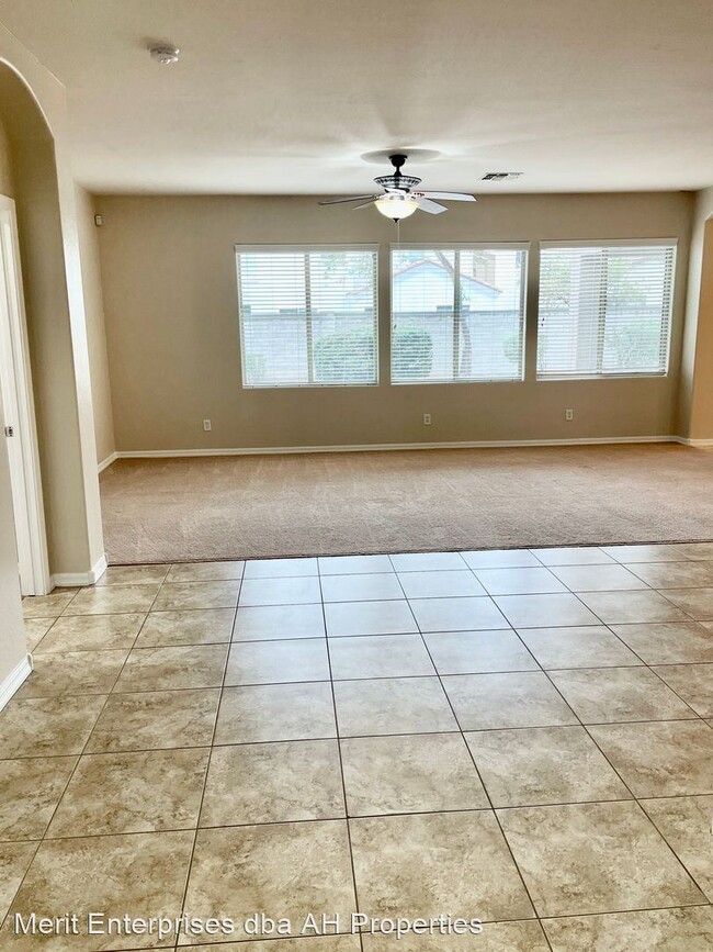 Building Photo - 3 br, 2 bath House - 13611 W GELDING DR.