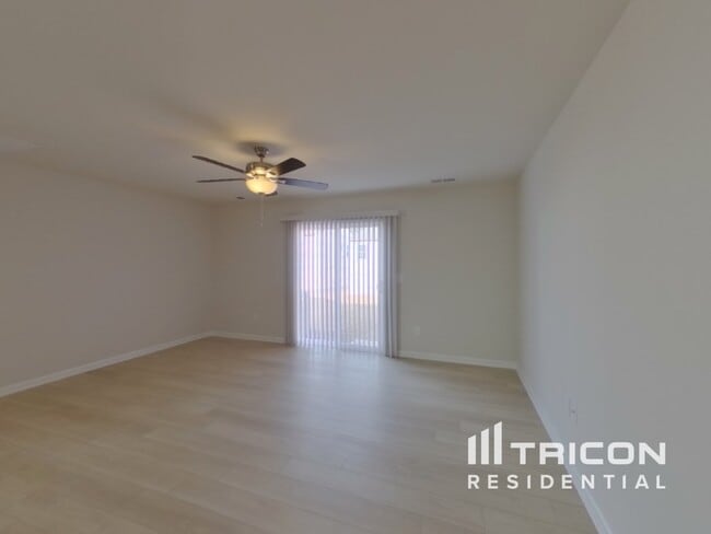 Foto del edificio - 1937 Landrow Ln