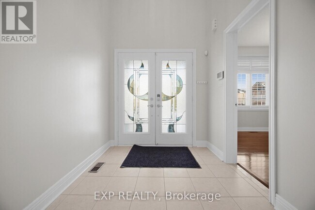 Building Photo - 94 Kingsview Dr