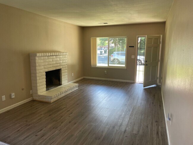 Building Photo - SanClemente3537
