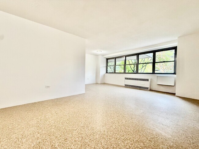 Foto del edificio - 825 Boynton Ave