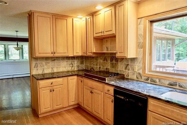 Foto del edificio - 4 br, 3.5 bath House - 421 Riley Mountain Rd