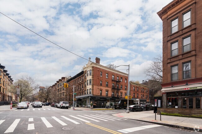 Foto del edificio - 756 Union St