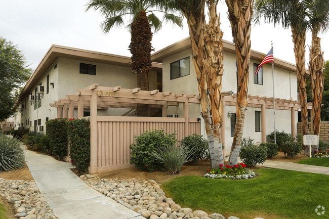 Desert Pointe Apartments Palm Ca Primary Photo Desert Pointe
