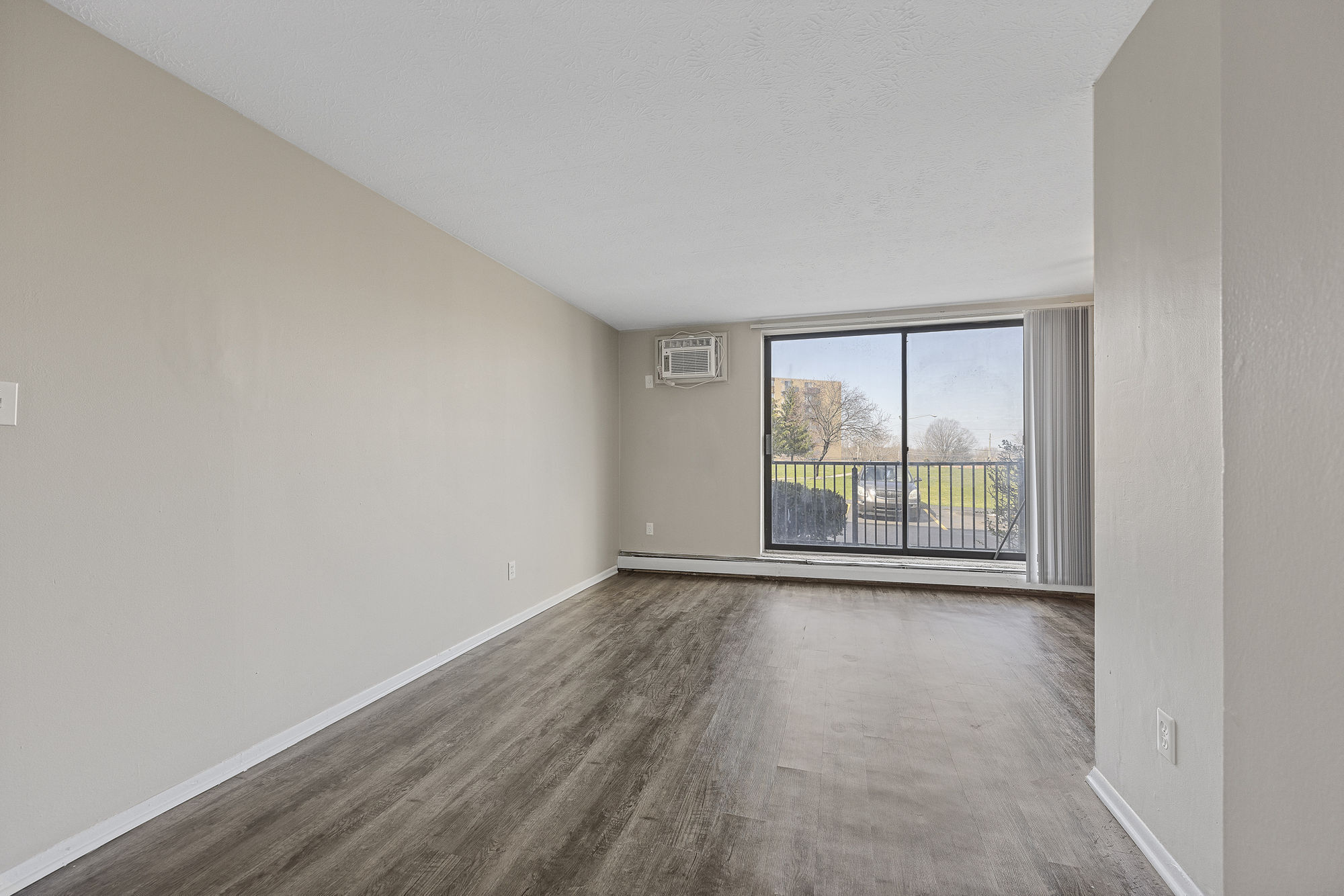 Lakeland Commons – photo 2