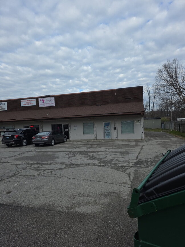Foto del edificio - 7292 Manslick Rd