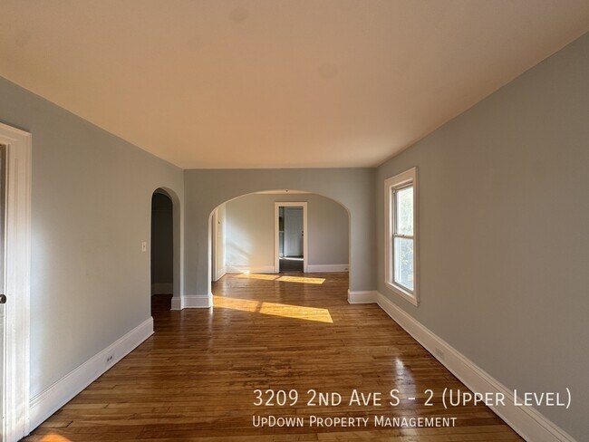 Foto del edificio - 3209 2nd Ave S