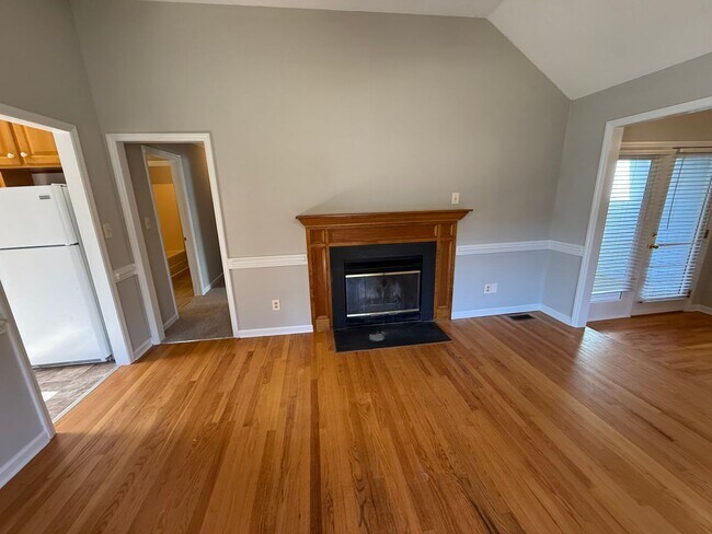 Foto del edificio - Beautiful Ranch style 3 Bed 2 Bath Home! Large Yard and 2 Car Garage!