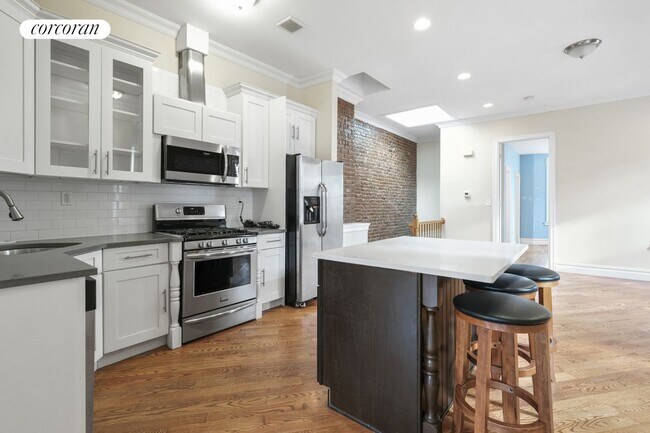 Foto del edificio - 378 E 26th St