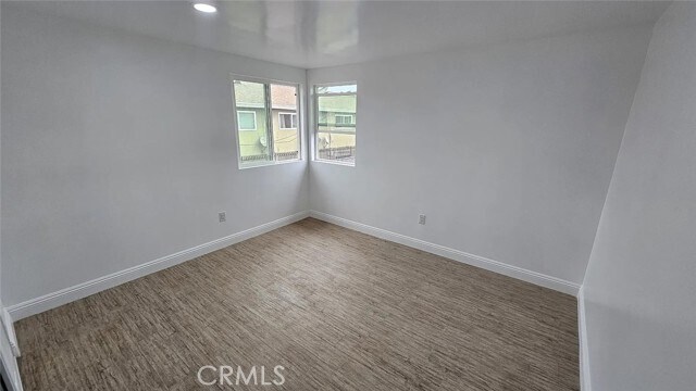 Foto del edificio - 711 N Sloan Ave