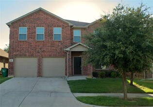 Building Photo - 3804 Oceanview Dr