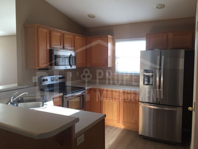 Foto del edificio - Now Available in Highlands Subdivision!