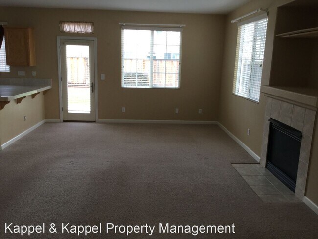 Foto del edificio - 3 br, 2.5 bath House - 5089 Rowe Drive