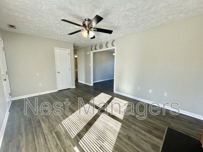Foto del edificio - 184 Brandywood Ct