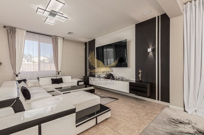 Foto del edificio - 10178 Blacktail Hill Ct