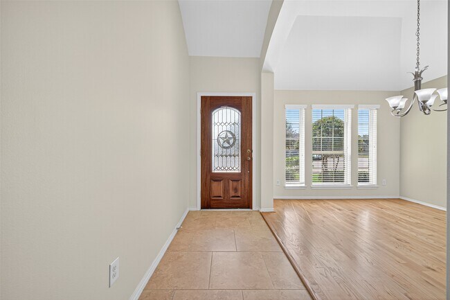 Foto del edificio - 26510 Pernod Oaks Dr