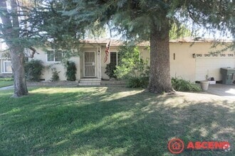 Building Photo - 3501 Laverne Ave