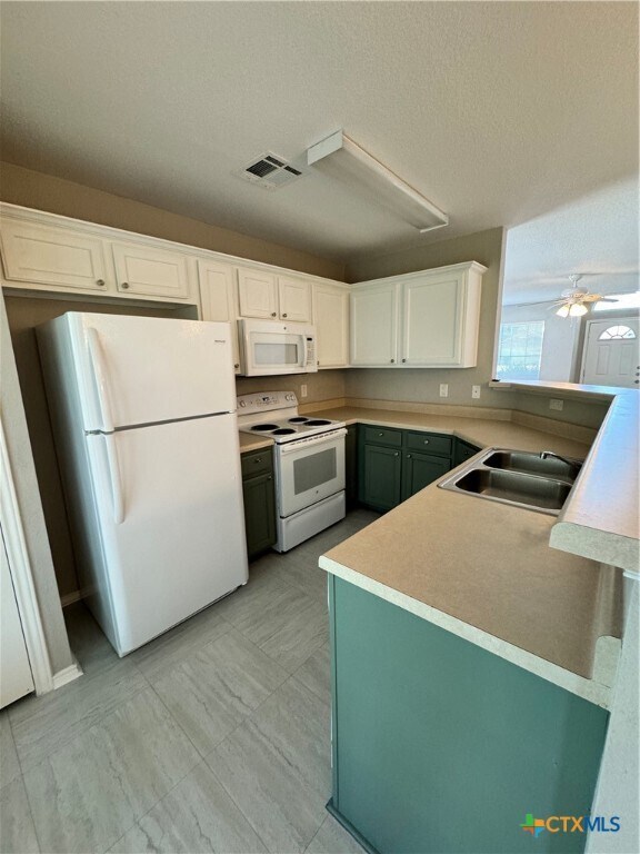 Building Photo - 3012 Ellis Dr