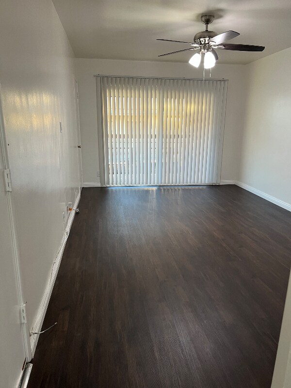 Foto del edificio - 214 W Maple St