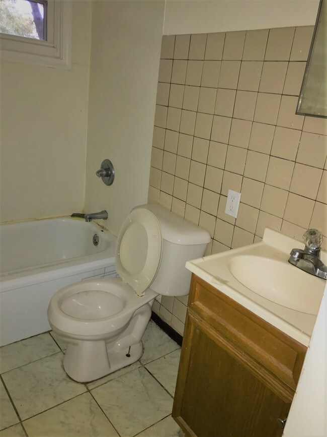 Foto del edificio - 1503 Joanne Ln