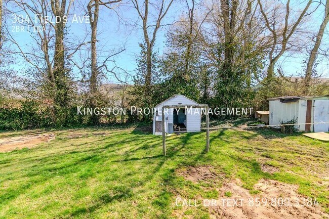 Building Photo - CUTE TWO BEDROOM HOME NOW AVAILABLE!