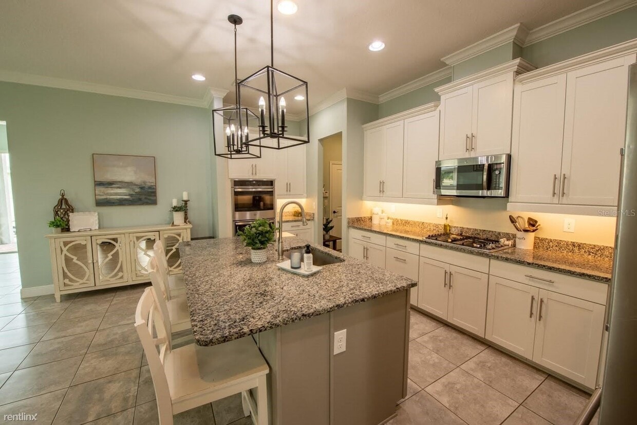 Building Photo - 3 br, 2.5 bath House - 15419 Uglis Aly