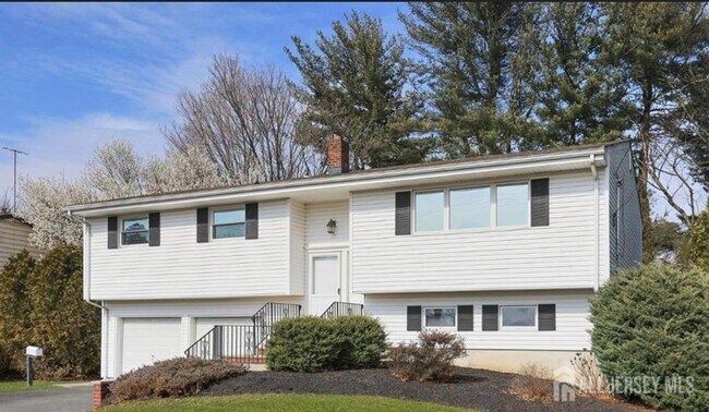 Building Photo - 205 N Moetz Dr