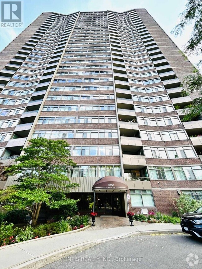 Building Photo - 3100-3100 Kirwin Ave