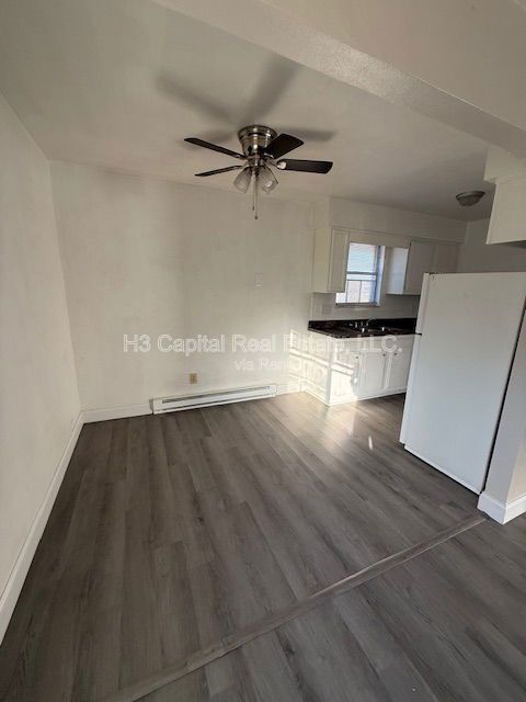 Foto del edificio - 420 Joseph Dr